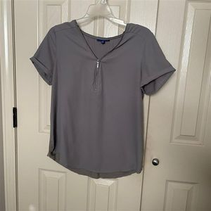 APT 9 Super Cute Classy & Casual Blouse! Size M